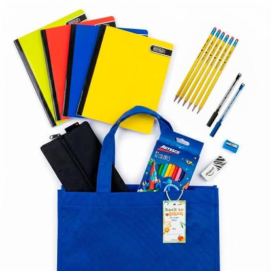 Kit escolar básico